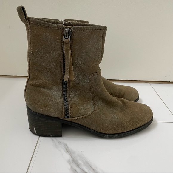 Clarks Comfort Suede Heeled Boots - Picture 1 of 5